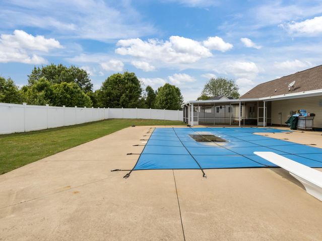 132 Whispering Hills Lane, Chesnee, SC 29323