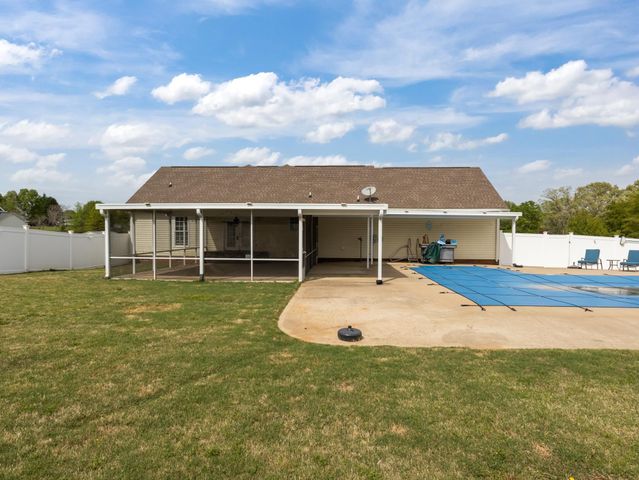 132 Whispering Hills Lane, Chesnee, SC 29323