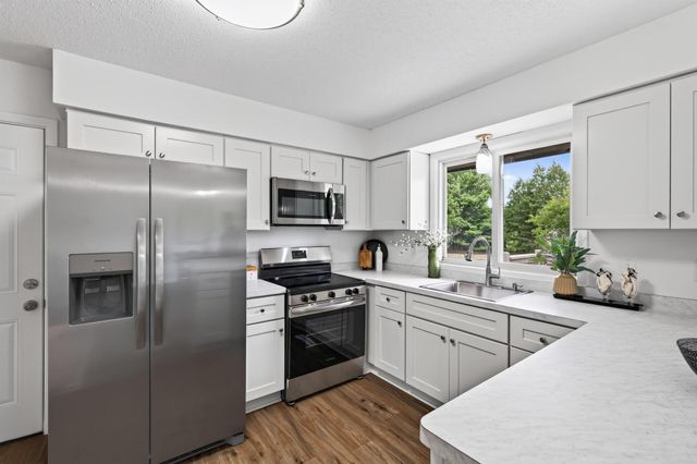 21135 Quinn Street NW, Oak Grove, MN 55011