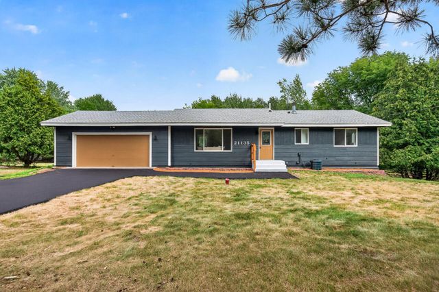 21135 Quinn Street NW, Oak Grove, MN 55011