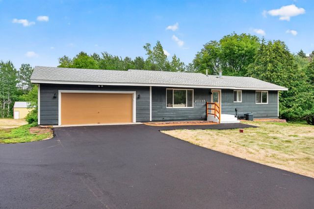 21135 Quinn Street NW, Oak Grove, MN 55011