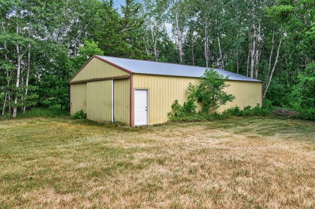 21135 Quinn Street NW, Oak Grove, MN 55011