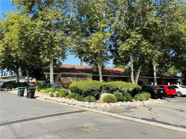 2851 S La Cadena Drive 125, Colton, CA 92324