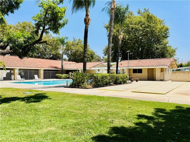 2851 S La Cadena Drive 125, Colton, CA 92324