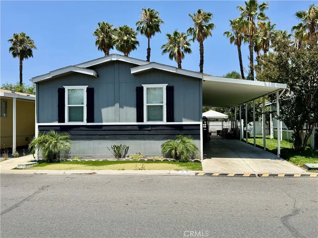 2851 S La Cadena Drive 125, Colton, CA 92324