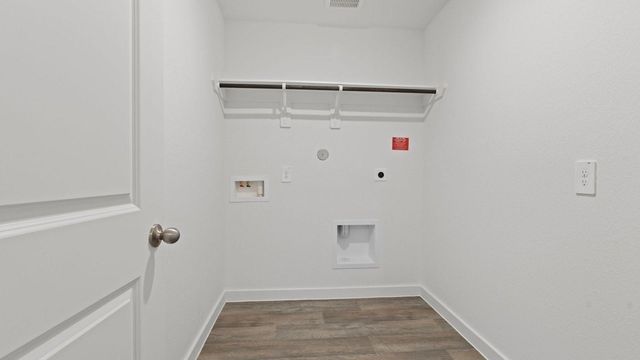 8018 Marconi Corsco Drive, Richmond, TX 77406