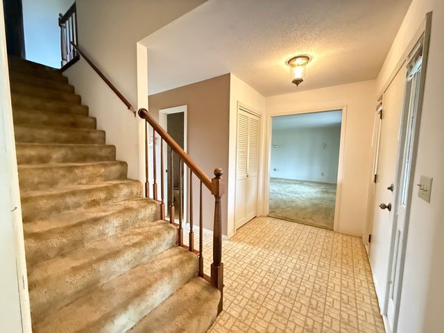 266 Brush Hill Road, Carbondale, IL 62901