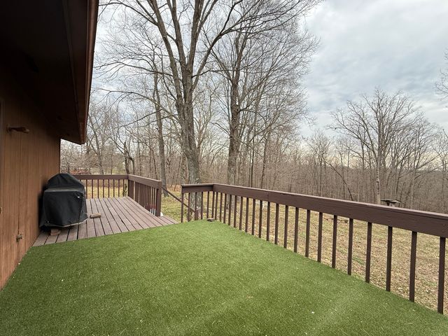 266 Brush Hill Road, Carbondale, IL 62901