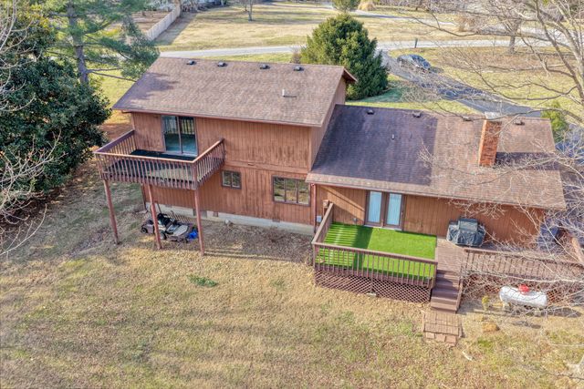 266 Brush Hill Road, Carbondale, IL 62901