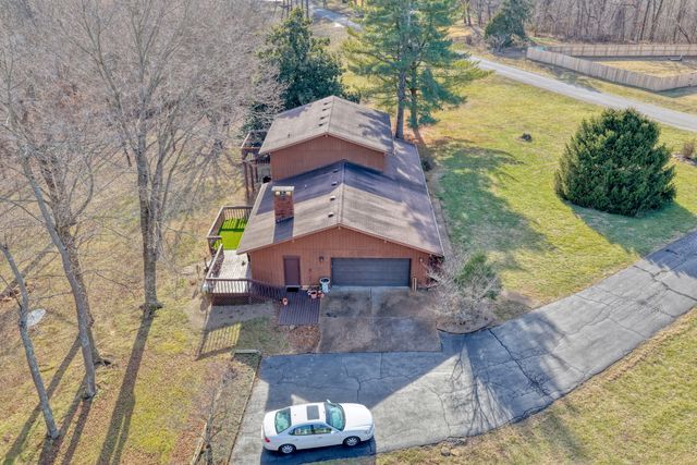 266 Brush Hill Road, Carbondale, IL 62901