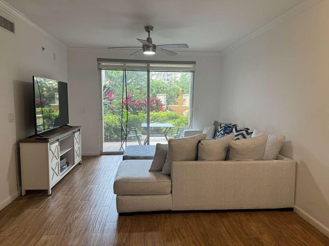 17125 N Bay Road 3102, Sunny Isles Beach, FL 33160