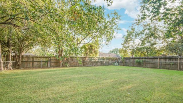 7911 Battleoak Drive, Houston, TX 77040