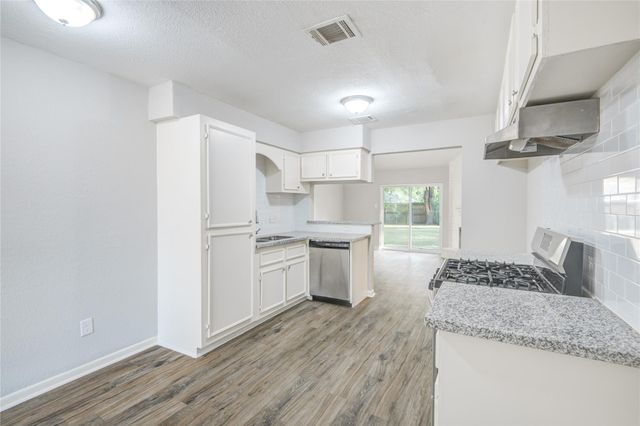 7911 Battleoak Drive, Houston, TX 77040