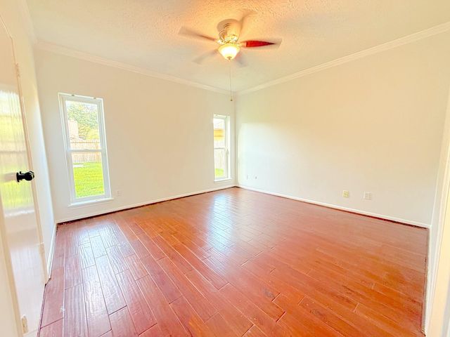 2210 Redcliff Drive, Missouri City, TX 77489