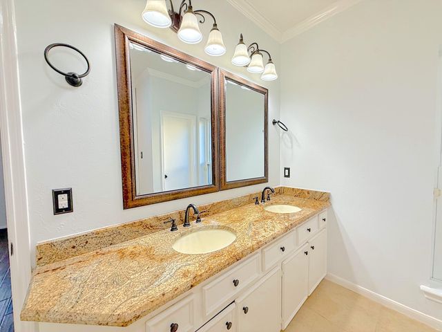 2210 Redcliff Drive, Missouri City, TX 77489