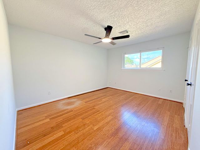 2210 Redcliff Drive, Missouri City, TX 77489
