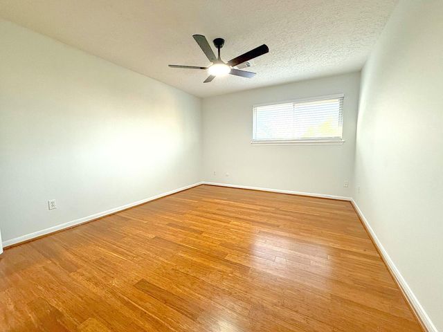 2210 Redcliff Drive, Missouri City, TX 77489