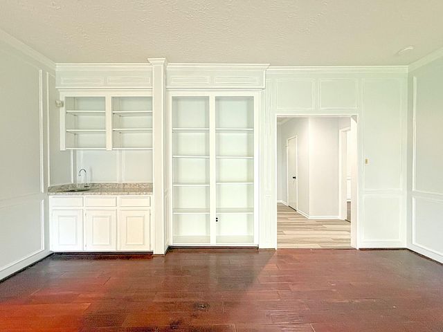 2210 Redcliff Drive, Missouri City, TX 77489