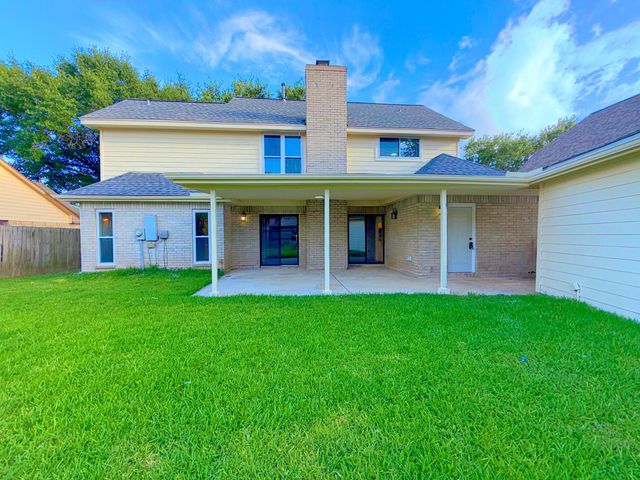 2210 Redcliff Drive, Missouri City, TX 77489
