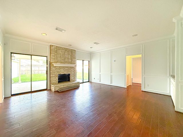 2210 Redcliff Drive, Missouri City, TX 77489