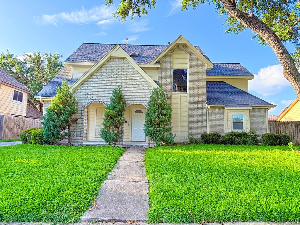 2210 Redcliff Drive, Missouri City, TX 77489