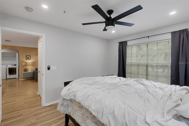 8809 MANOR LOOP 101, Lakewood Ranch, FL 34202