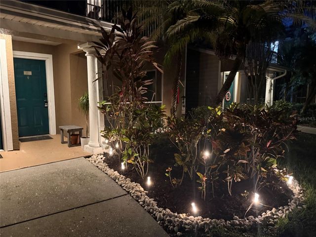 8809 MANOR LOOP 101, Lakewood Ranch, FL 34202