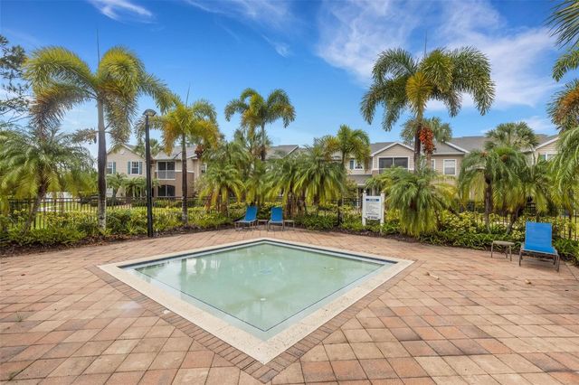 8809 MANOR LOOP 101, Lakewood Ranch, FL 34202