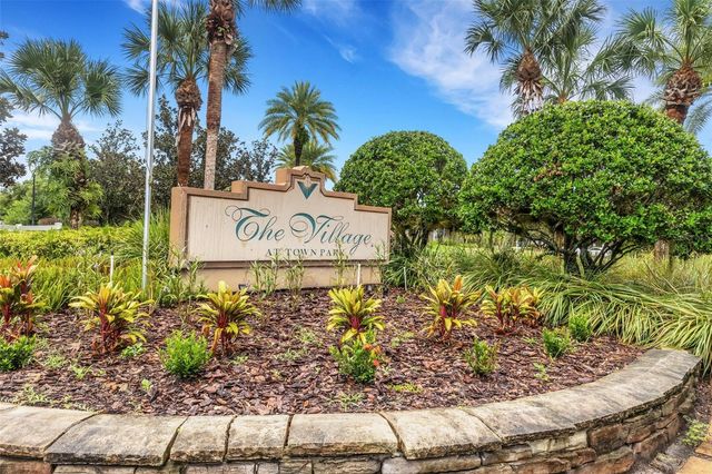 8809 MANOR LOOP 101, Lakewood Ranch, FL 34202