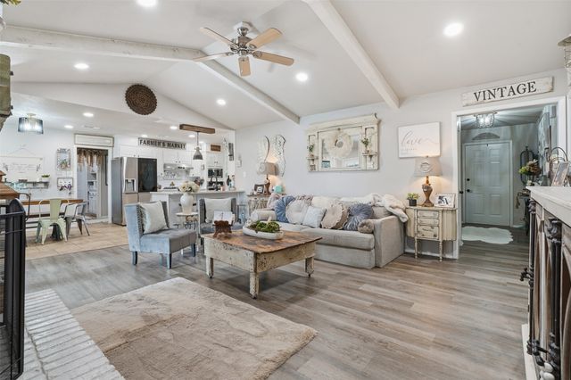 1105 Charles Street, Weatherford, TX 76086