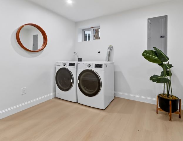 123 Mount Vernon Street 1, Newton, MA 02465