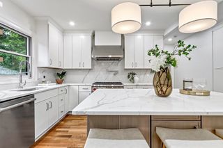 123 Mount Vernon Street 1, Newton, MA 02465