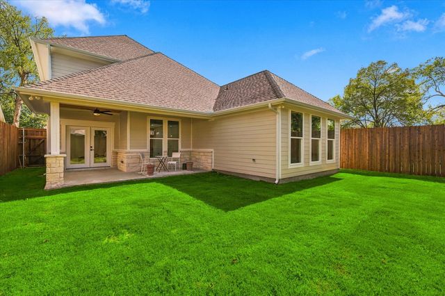 144 College Street S, Keller, TX 76248