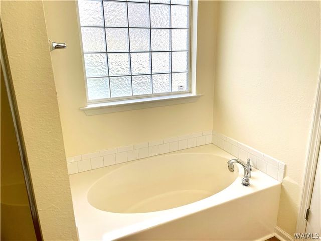 3327 Willow Ridge, Tuscaloosa, AL 35405