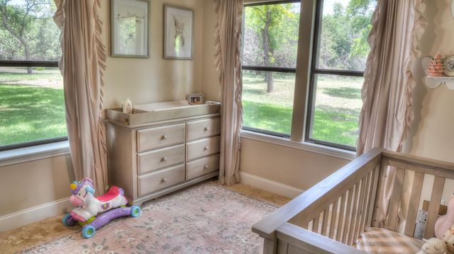 727 Leakey Springs Rd, Leakey, TX 78873