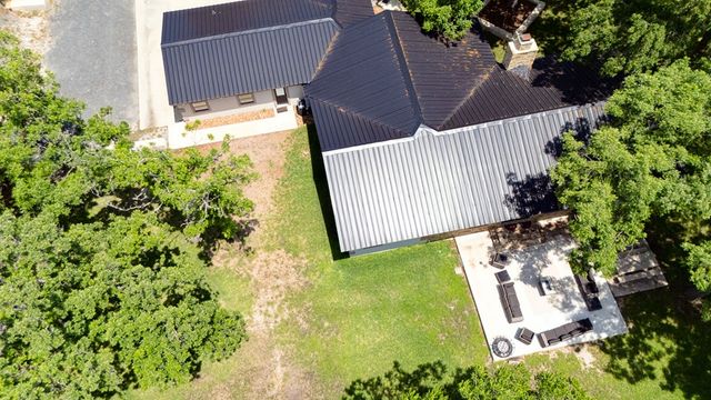727 Leakey Springs Rd, Leakey, TX 78873