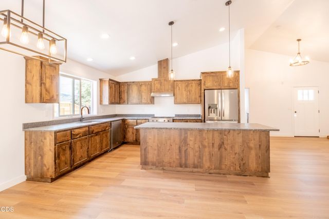 2716 Denton Trail, Grants Pass, OR 97527