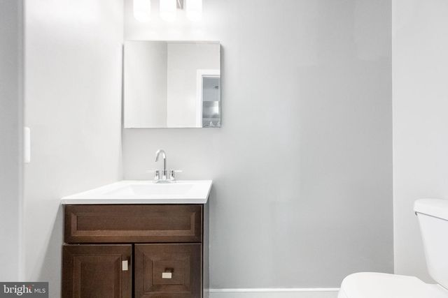 6709 S BENSON DR, Alexandria, VA 22306