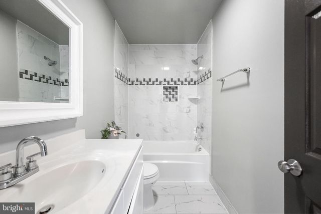 6709 S BENSON DR, Alexandria, VA 22306