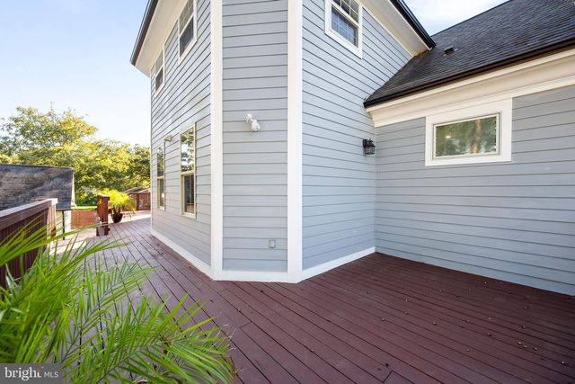 6709 S BENSON DR, Alexandria, VA 22306