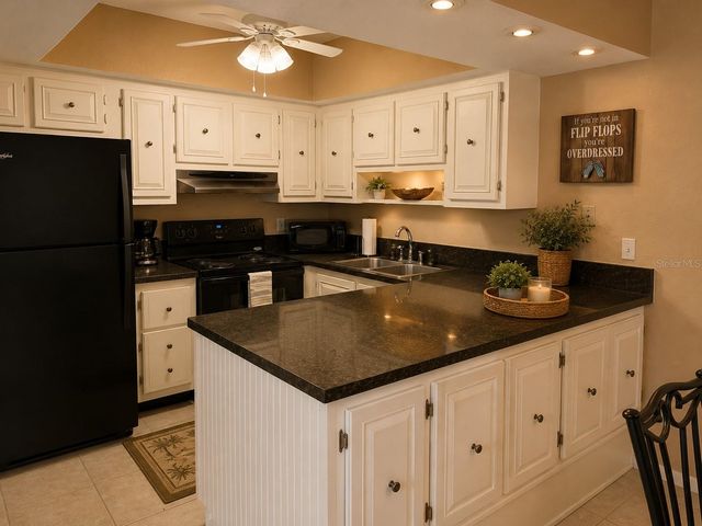 3586 CAPE HAZE DRIVE B6, Rotonda West, FL 33947