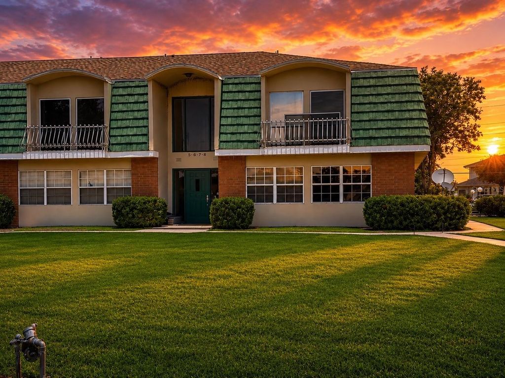 3586 CAPE HAZE DRIVE B6, Rotonda West, FL 33947