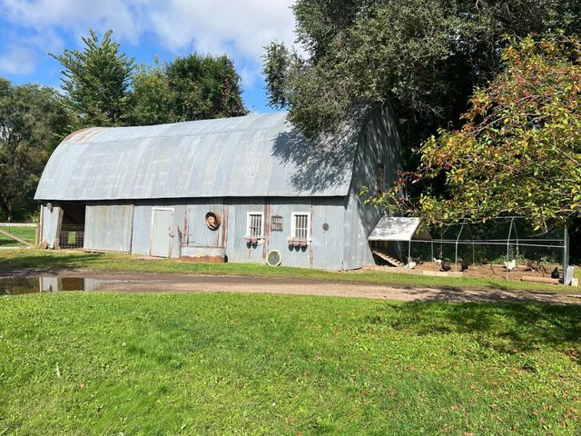 1642 S Hill Avenue, Ogilvie, MN 56358