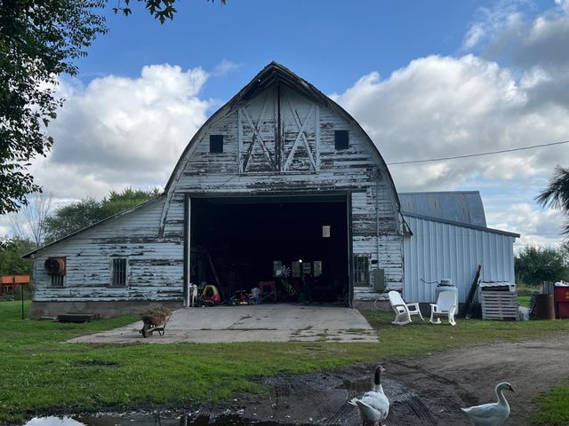 1642 S Hill Avenue, Ogilvie, MN 56358