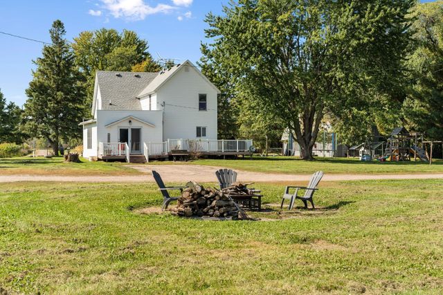 1642 S Hill Avenue, Ogilvie, MN 56358