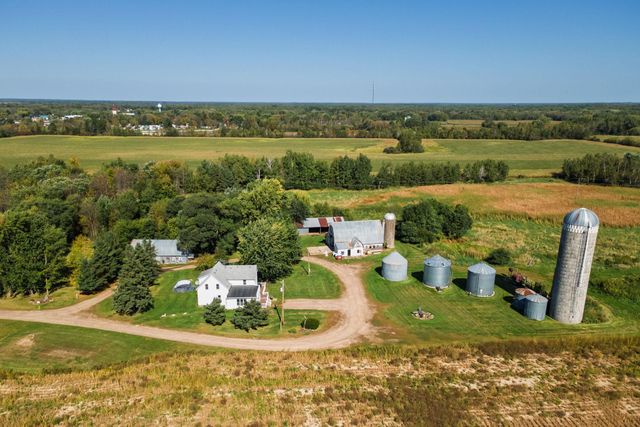 1642 S Hill Avenue, Ogilvie, MN 56358