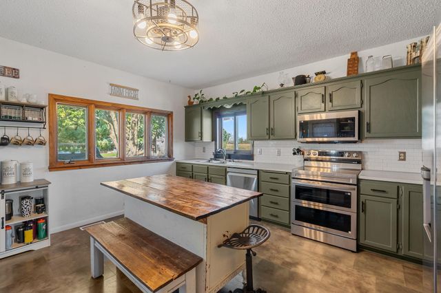 1642 S Hill Avenue, Ogilvie, MN 56358