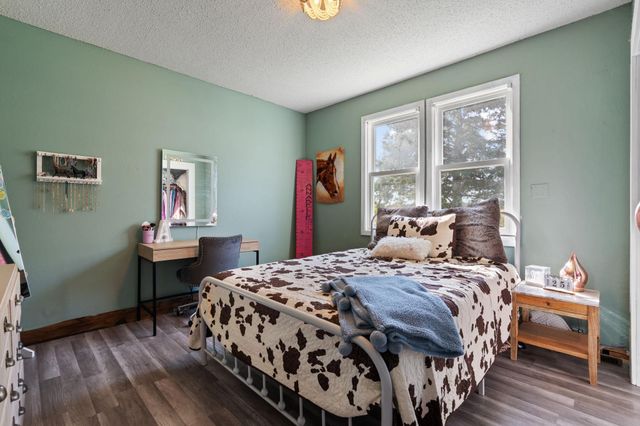 1642 S Hill Avenue, Ogilvie, MN 56358