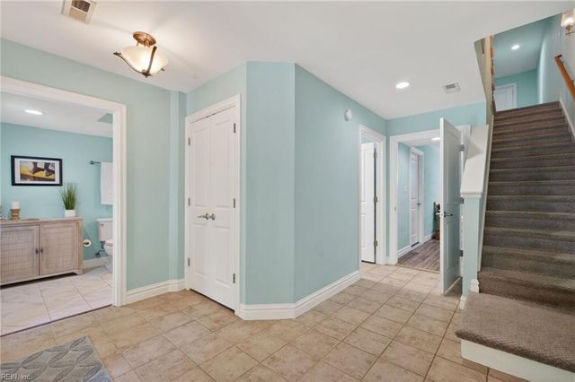 116 89th ST, Virginia Beach, VA 23451