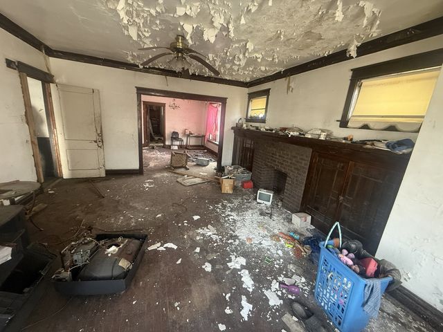 159 W 74th Street, Chicago, IL 60621